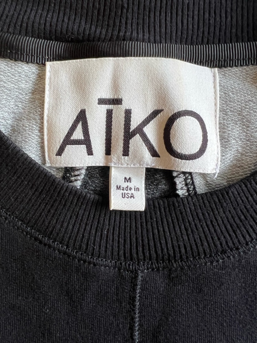 AIKO‎ Geometric Color-block Sz M Sweatshirt Black Gray White Zippers Made in USA - Picture 2 of 8